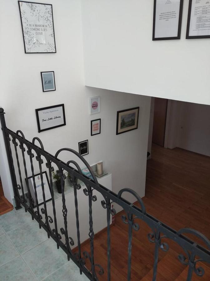 Veky Apartment Jezera Bagian luar foto